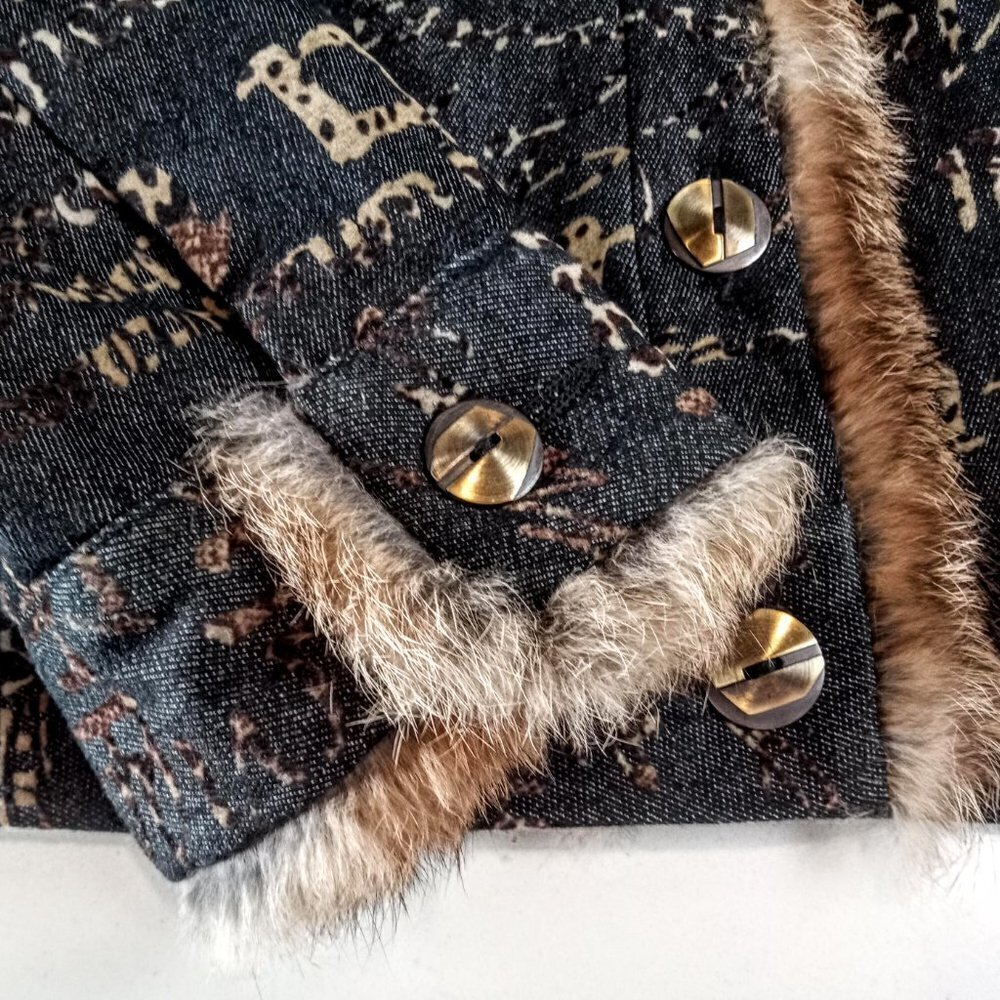 Wraps by Canvasbacks Rabbit Trim Print Jacket - Picture 5 of 10